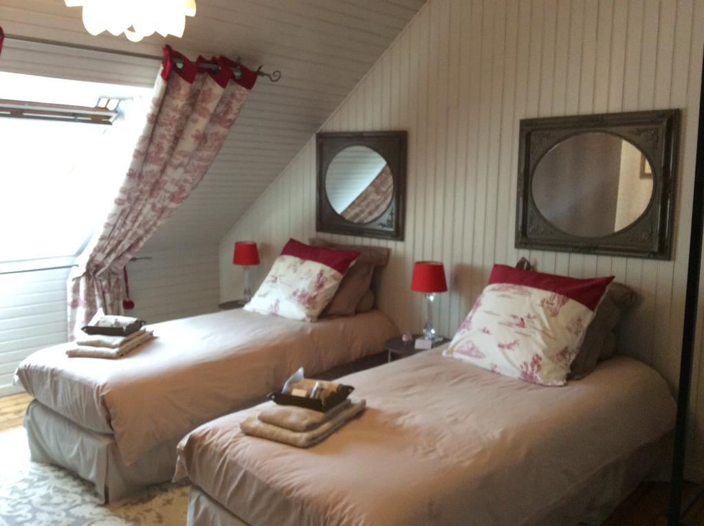 Chambre Double ou Lits Jumeaux Deluxe – Vue sur Jardin
