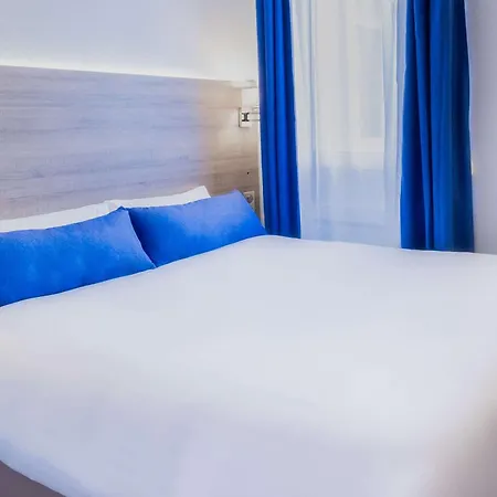 Quality Hotel Le Circuit Le Mans-3